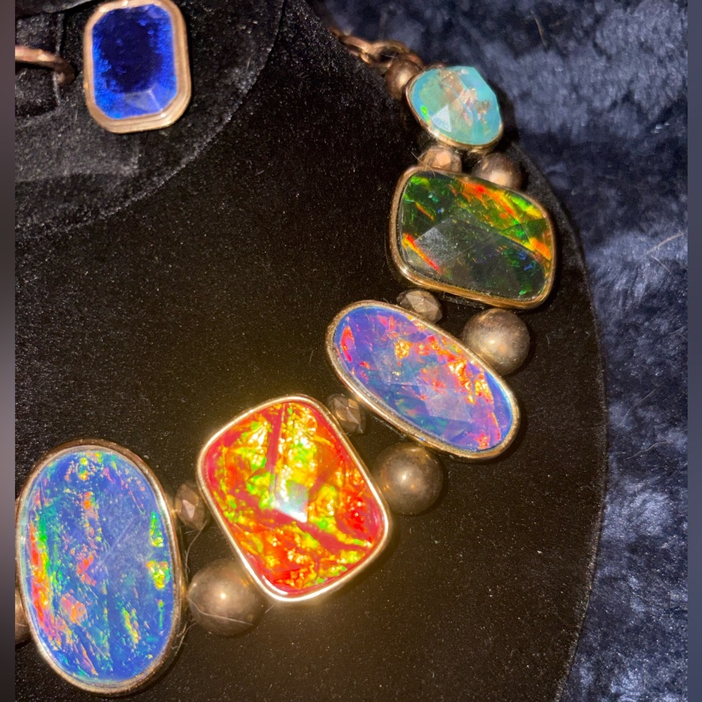 Colorful Jewelry Set - Picture 2 of 6